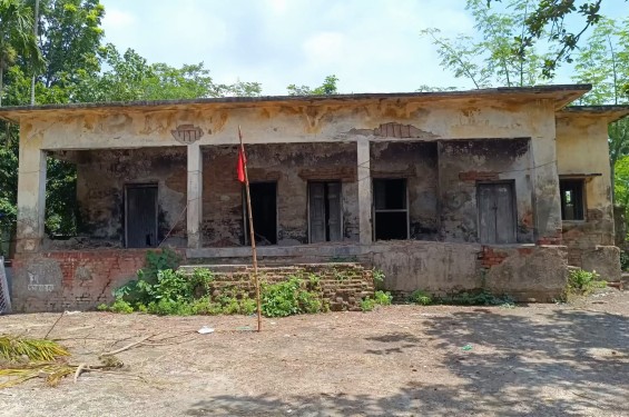 ঝিনাইদহে জাল দলিলে কলেজ ছাত্রাবাস ও হাসপাতালের জায়গা কব্জা