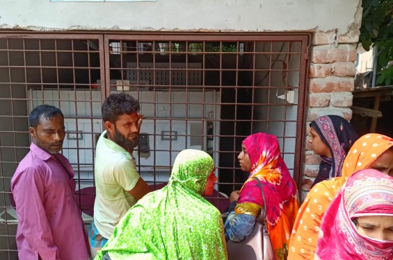 ঝিনাইদহে পরিবারের অজ্ঞতায় সাপের কামড়ে প্রাণ গেলো কিশোরীর