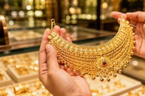 একদিনের ব্যবধানে কমলো সোনা-রুপার দাম