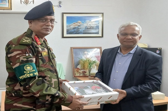 খালেদা জিয়া ও তারেক রহমানকে বঙ্গভবনে বিজয় দিবসের অনুষ্ঠানে আমন্ত্রণ
