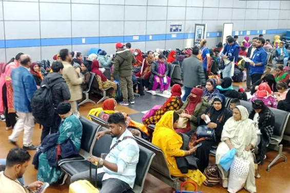 লেবানন থেকে দেশে ফিরলেন আরও ১০৫ বাংলাদেশি