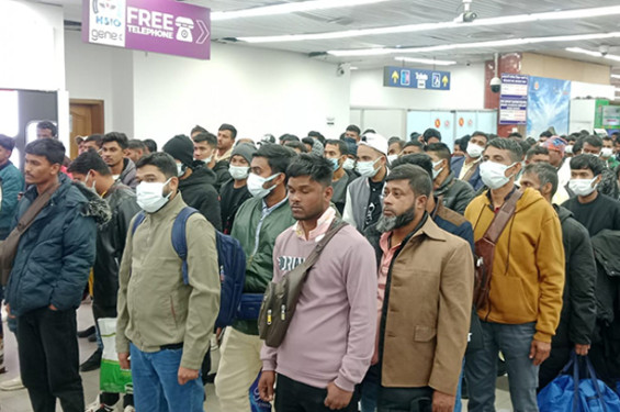 লেবানন-তিউনিশিয়া থেকে দেশে ফিরলেন আরও ১৬১ বাংলাদেশি
