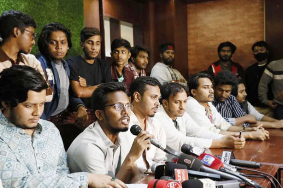 চট্টগ্রামে বৈষম্যবিরোধী ছাত্র আন্দোলনের সংবাদ সম্মেলনে হট্টগোল