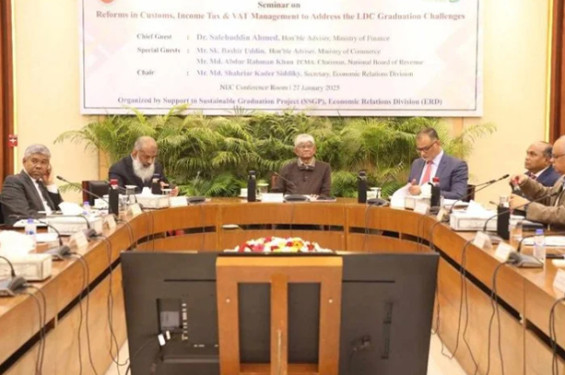 ঘুষের চেয়ে বাড়তি ভ্যাট দেওয়াকে ভালো বলে মন্তব্য অর্থ উপদেষ্টার
