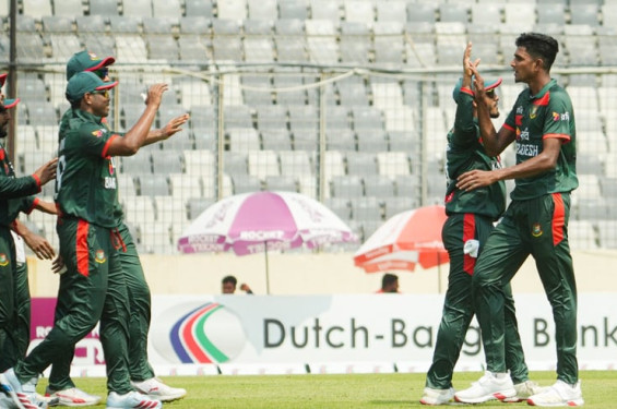 ৬ উইকেটের জয়ে সিরিজ সমতায় ফিরল বাংলাদেশ