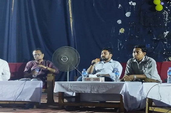 আমাদের জীবন থাকতে আওয়ামী লীগকে রাজনীতিতে ফিরতে দেওয়া হবে না: উপদেষ্টা নাহিদ