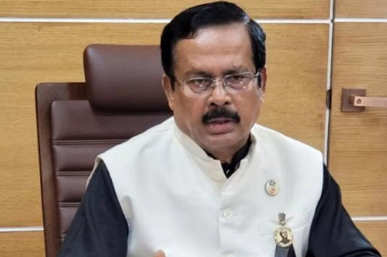 ২৬০ কোটি টাকা পাচারের অভিযোগে স্ত্রী-কন্যাসহ নানকের বিরুদ্ধে দুদকের মামলা