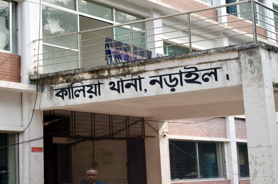 ‌নড়াইলে ছাত্রীকে আটকে রেখে যৌন নির্যাতনের ঘটনা নাটকীয়
