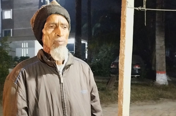 নড়াইলে গরু বিক্রির পাওনা টাকা আদায় করতে গিয়ে বিপাকে হতদরিদ্র কৃষক