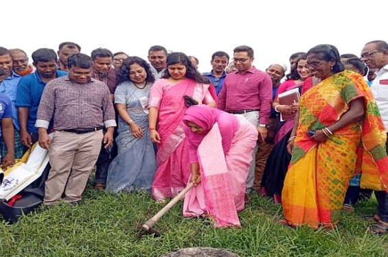 নড়াইলে দাড়ার খাল পুনঃখনন কার্যক্রমের উদ্বোধন