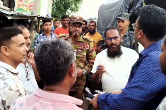 নড়াইলে কোরবানির হাটে অতিরিক্ত টাকা আদায়ে ৬ ইজারাদারকে ৩৬ হাজার টাকা জরিমানা