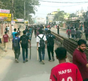 ছাত্ররাজনীতি বন্ধ নিয়ে কুয়েটে দুই পক্ষের ধাওয়া-পাল্টাধাওয়া