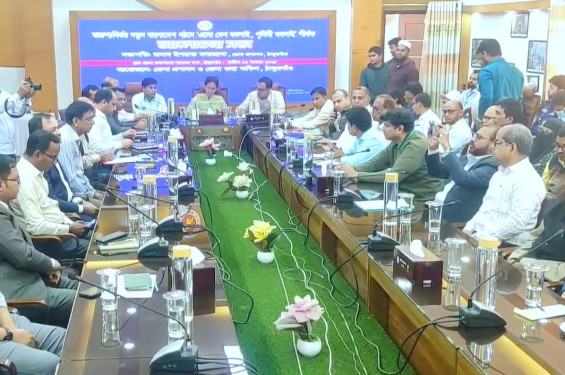 ঠাকুরগাঁওয়ে ইউপি সদস্যের অপসারণ ও শাস্তির দাবিতে স্মারক লিপি প্রদান