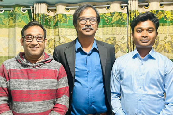 খুলনা টিভি রিপোর্টার্স ইউনিটির সভাপতি পপলু ও সাধারণ সম্পাদক মতি