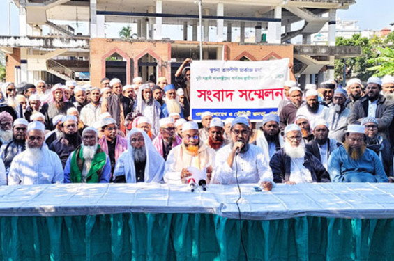 খুলনা তাবলিগ মার্কাজ মসজিদে সাদপন্থিদের নিষিদ্ধ ঘোষণার দাবি