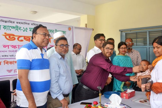 খুলনায় জাতীয় ভিটামিন ‘এ’ প্লাস ক্যাম্পেইনের উদ্বোধন