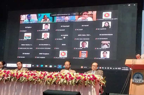 জনপ্রশাসন সংস্কার কমিশন প্রধানের পদত্যাগ দাবি
