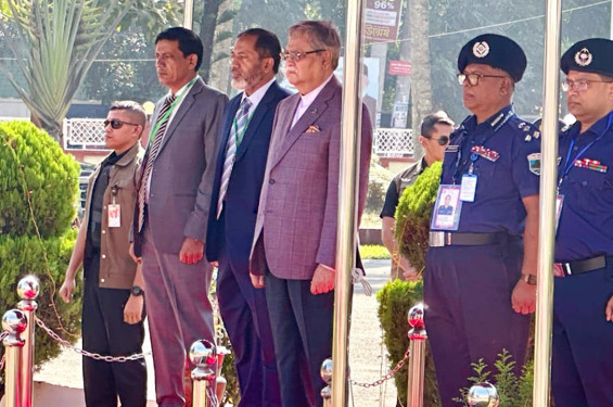 দুই দিনের সফরে পাবনায় পৌঁছেছেন রাষ্ট্রপতি