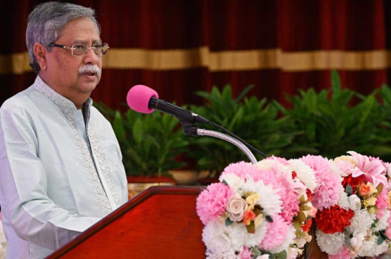 দেশকে এগিয়ে নিতে সবাইকে একসঙ্গে কাজ করার আহ্বান রাষ্ট্রপতির