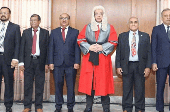 শপথ নিলেন পিএসসির চেয়ারম্যানসহ চার সদস্য
