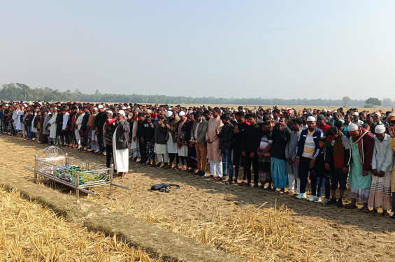 সাজিদের জানাজায় হাজারো মানুষের ঢল, দাফন সম্পন্ন