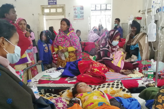 চুয়াডাঙ্গায় বাড়ছে শীতজনিত দুর্ভোগ