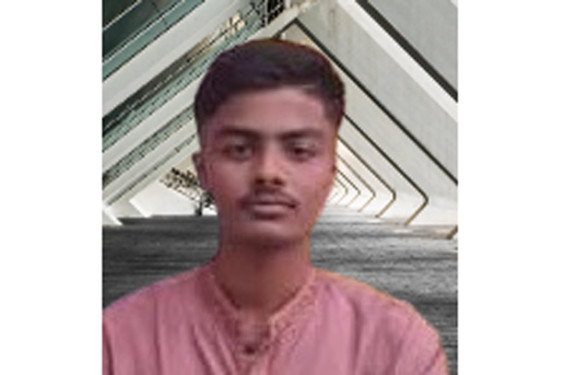 নোয়াখালীতে গাছ থেকে পড়ে কলেজ ছাত্রের মৃত্যু