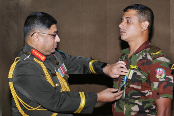 খেতাবপ্রাপ্ত ও বীর মুক্তিযোদ্ধা সেনাসদস্য এবং শান্তিকালীন পদকপ্রাপ্ত সেনাসদস্যগণের সংবর্ধনা ও পদক প্রদান