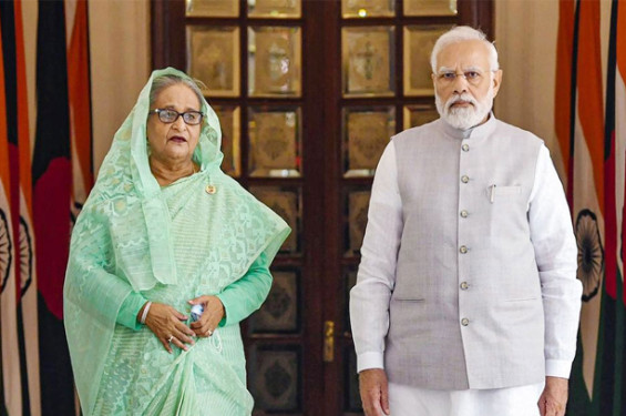শেখ হাসিনাকে ‘বিসর্জন’ দেবে না ভারত, ইকোনমিক টাইমসের প্রতিবেদন