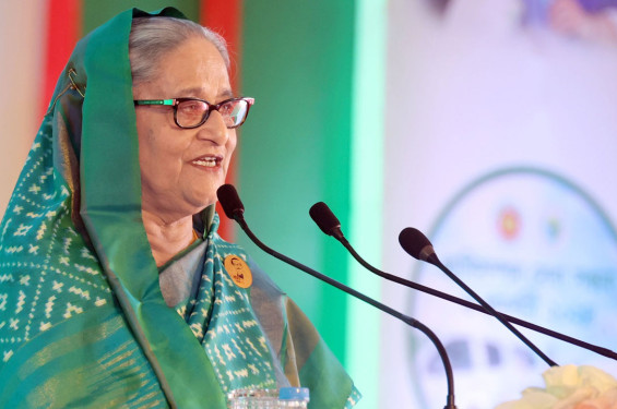 খালেদা জিয়া ডাল-ভাত খাওয়াতেও ব্যর্থ হয়েছিলেন : শেখ হাসিনা