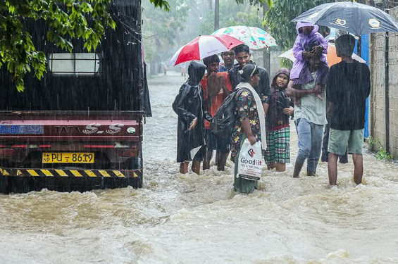 বন্যা-ভূমিধসে শ্রীলঙ্কায় নিহত ৪৪