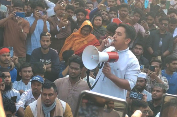 ধৈর্যের বাঁধ ভেঙে ফেললে দেশে আরেকটি বিপ্লব দেখতে হবে