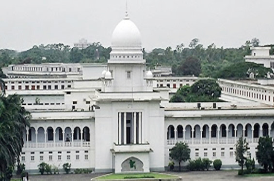 প্রধান বিচারপতির পর ৫ বিচারপতির পদত্যাগ
