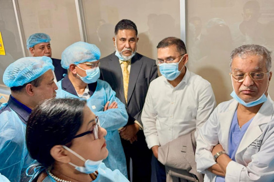 স্ত্রী-কন্যাকে নিয়ে মায়ের পাশে তারেক রহমানের দেড় ঘণ্টা