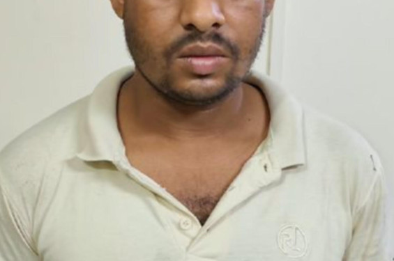গাজীপুরে রাধা গোবিন্দ মন্দিরে কোরআন শরিফে আগুন দিলেন যুবক