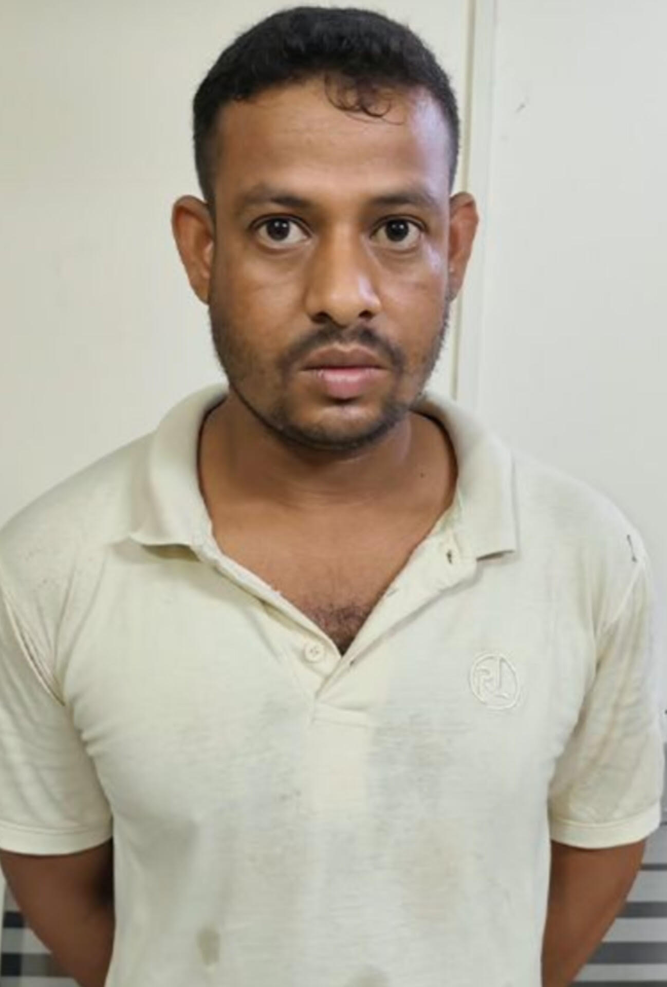 গাজীপুরে রাধা গোবিন্দ মন্দিরে কোরআন শরিফে আগুন দিলেন যুবক