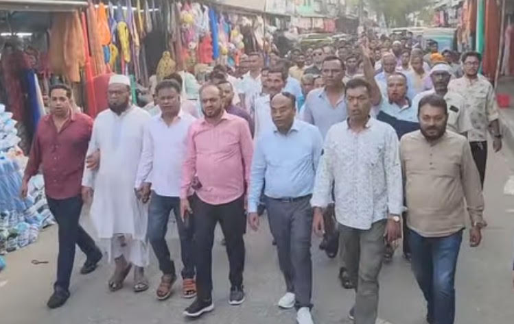 মোংলায় প্রধানমন্ত্রীর আগমন ঘিরে বিএনপির স্বাগত মিছিল