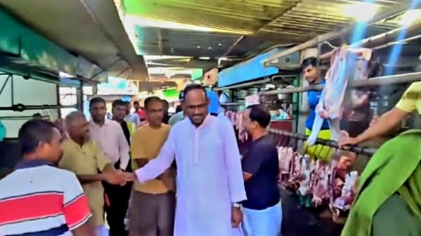 মৎস্য ও প্রাণিসম্পদ প্রতিমন্ত্রীর টাঙ্গাইল পার্ক বাজার পরিদর্শন