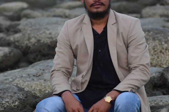 রূপগঞ্জে ব্যবসায়ীকে তুলে নিয়ে ৩ লাখ টাকা মুক্তিপণ আদায়ের অভিযোগ ছাত্রলীগ নেতার বিরুদ্ধে