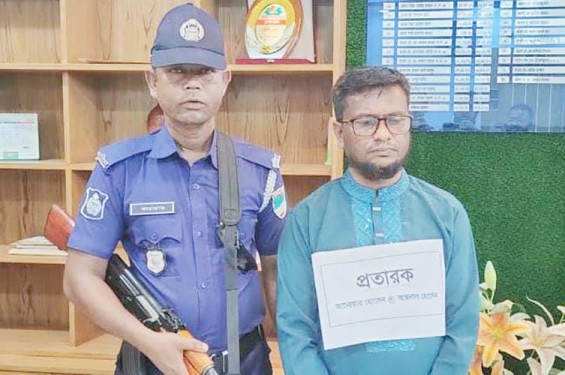 শার্শায় ৩০ মামলার আসামি আনোয়ার ওরফে আইনাল গ্রেপ্তার