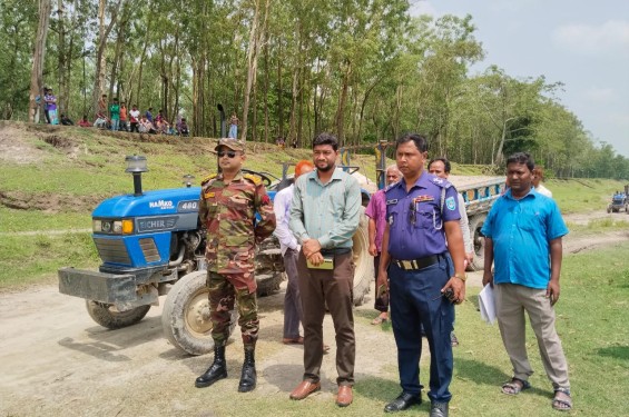 দেবীগঞ্জে বালুর পয়েন্ট বন্ধ করে দিল প্রশাসন