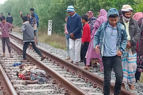 লোহাগাড়ায় রেললাইনে কাটা পড়ে প্রাণ হারালেন এক ব্যক্তি