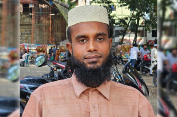 উপার্জনের একমাত্র সম্বল অটোরিকশা চুরির বিচারের দাবিতে দ্বারে দ্বারে ঘুরছেন মাজেদ