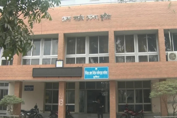 কুষ্টিয়া নির্বাচন অফিসে আগুন, পরিকল্পিত না নাশকতা?