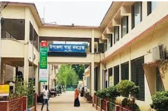 শার্শা ও ঝিকরগাছা স্বাস্থ্য কমপ্লেক্সে নেই শিশু বিশেষজ্ঞ, ভোগান্তিতে রোগীরা