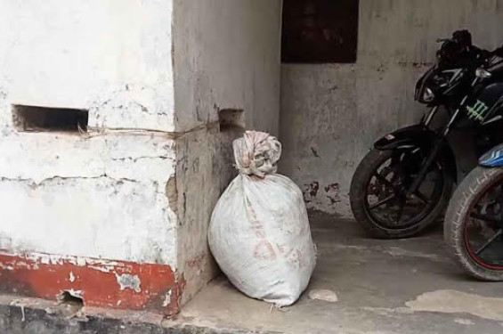 ঘাটাইলে সড়কের পাশ থেকে অজ্ঞাত ব্যক্তির খণ্ডিত মরদেহ উদ্ধার