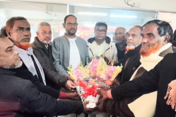 টাঙ্গাইলে জাতীয় পার্টির অর্ধশতাধিক নেতাকর্মী বিএনপিতে যোগ দিলেন