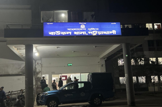 পুকুর থেকে পানি তুলতে গিয়ে প্রাণ হারালেন দুই সন্তানের মা
