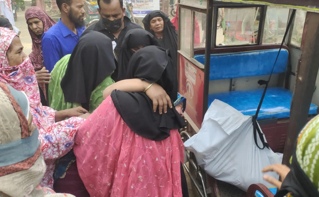 রায়পুরায় দুই পক্ষের সংঘর্ষে স্কুলছাত্র নিহত, গুলিবিদ্ধ ৩