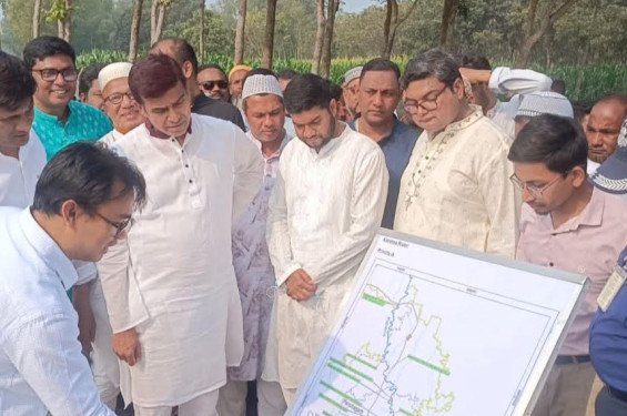 করতোয়া নদীর ভাঙন রক্ষায় কংক্রিট ব্লক বসিয়ে টেকসই বাঁধ নির্মাণ করা হবে : পানি সম্পদ প্রতিমন্ত্রী আজাদ